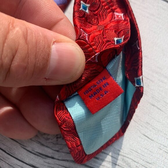 Robert Graham Geometric Print Silk Tie - Picture 4 of 6